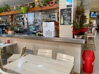 La Cantina Bar