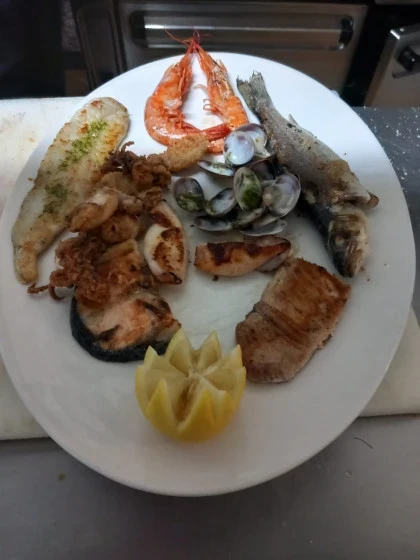 Restaurant La Cantina Pariada de pescado