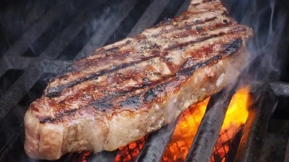 Asador carne brasa figueres chuleton